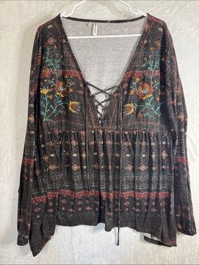 Maurices Boho Lace-Up V-Neck Floral Embroidered Women’s Top 3X